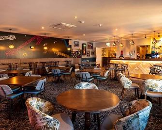 Hengar Select - Bodmin - Bar
