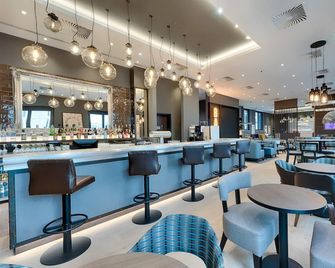 Premier Inn Regensburg City Centre - Реґенсбурґ - Бар
