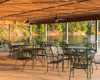 Mountain Harbor Forest View Lodge cottage - Mount Ida - Restaurante