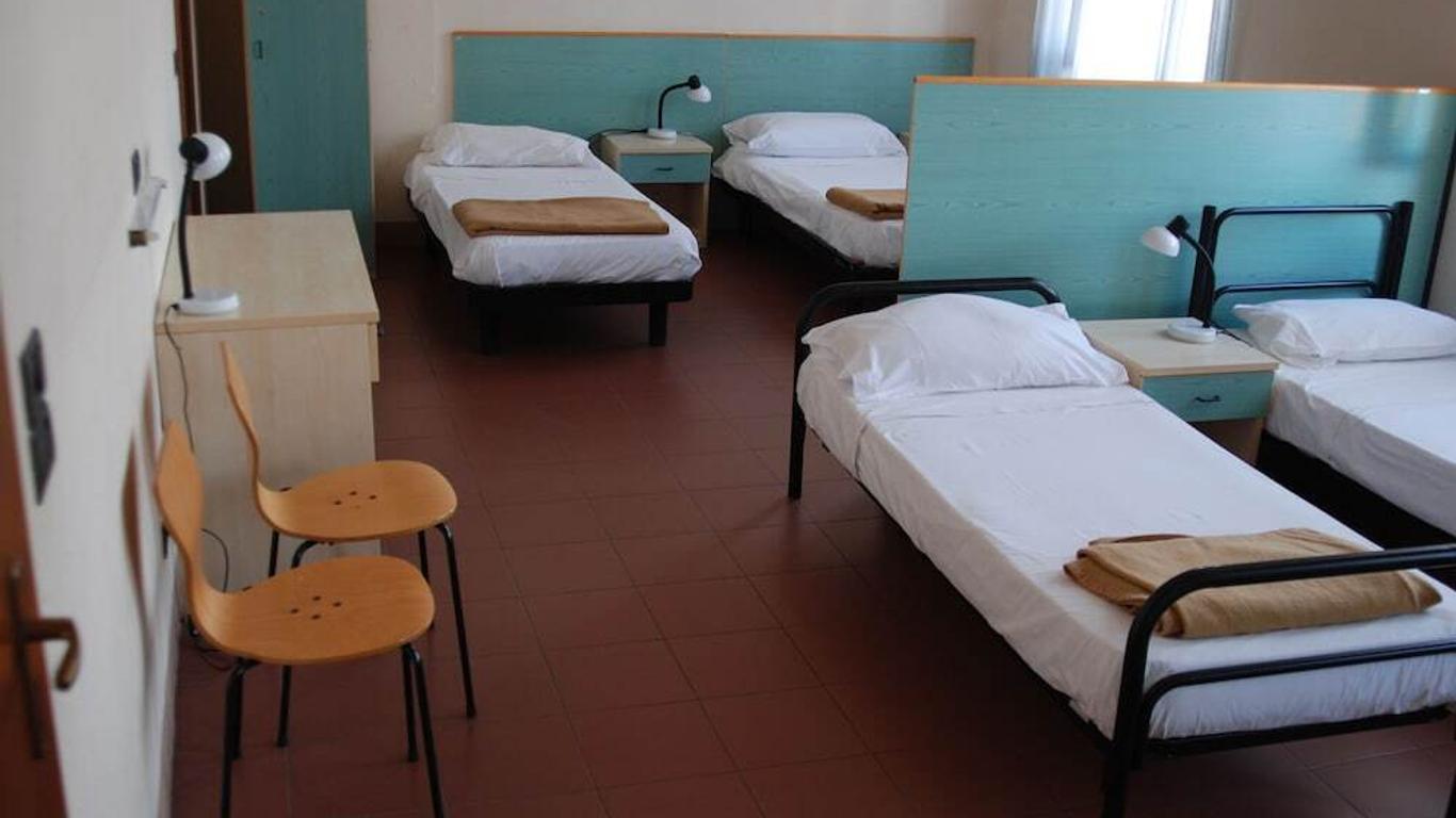Il Chiostro Hostel And Hotel