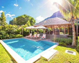 Marguery Villas by MJ Holidays - Grande Rivière Noire - Piscina