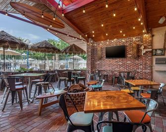 Best Western Swiss Clock Inn - Pecos - Restaurant
