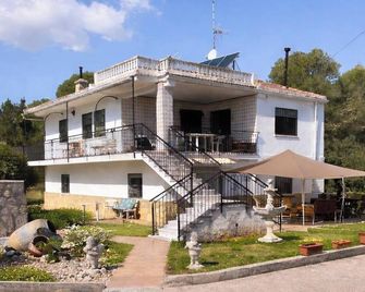 Enjoy Nature and yet Close to the Beach! - Villalonga - Edificio