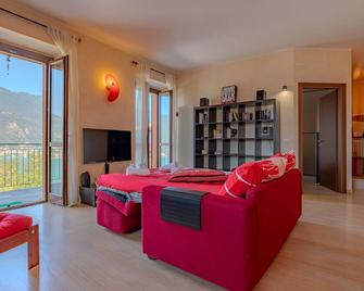 [Como-Blevio] Suite lake view + private garage - Blevio - Living room