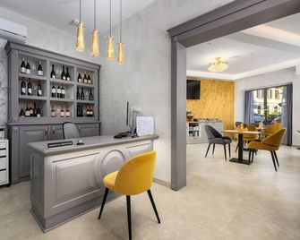 Golden Key Hotel - Bed & Breakfast - Poreč