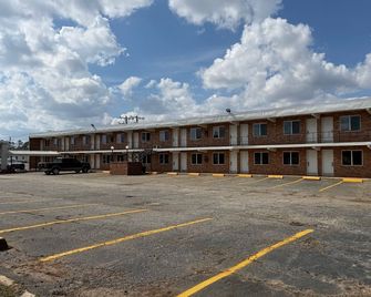 Deluxe Inn - Greenville - Edifício