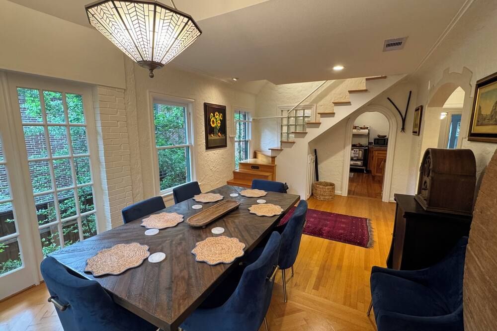 Charming 3-bedroom home in the heart of University Park - דאלאס - חדר אוכל