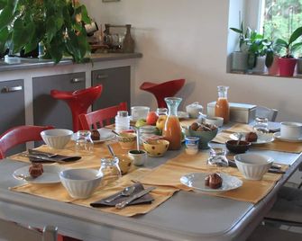 Chez Elise et Gabriel - Mirmande - Salle à manger