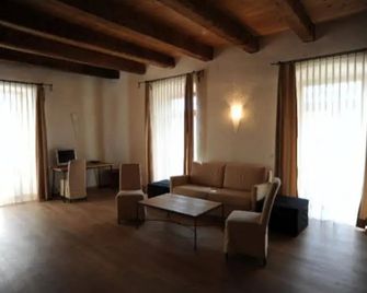 Hotel Restaurant Rathaus - Thun - Sala de estar