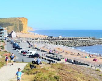Apartment With Stunning Sea View - Bridport - Beach