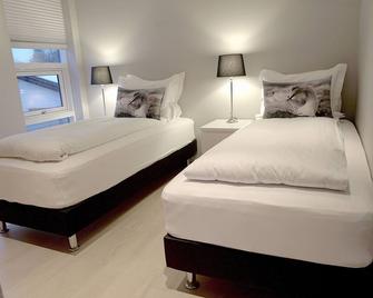 Om Apartments - Reykjavik - Bedroom