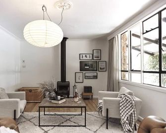 The Stonehouse Nagambie - Nagambie - Living room