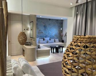 CHC Sound of the Sea - Karpathos - Sala de estar