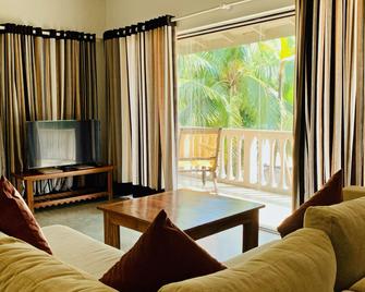 Suite Lanka - Hikkaduwa - Living room