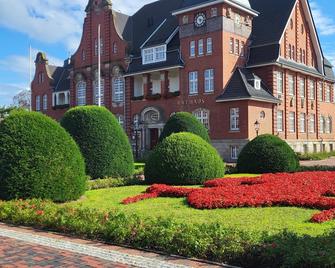 Holiday home with 3 bedrooms for 6 persons - Papenburg - Gebäude