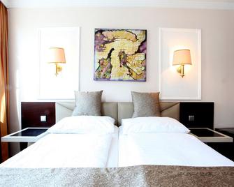 Hotel Attaché l contactless check-in - Vienna - Bedroom