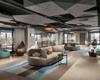 Moxy Barcelona - Barcelona - Lounge