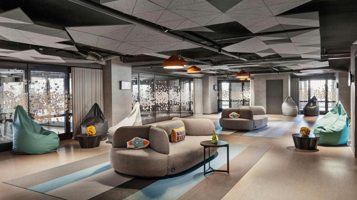 Moxy Barcelona