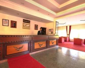 Sim-er Hotel - Kars - Recepción