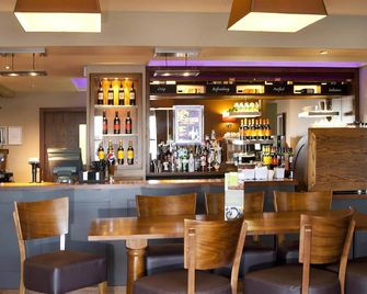 Premier Inn Edinburgh Park - Airport - Edimburgo - Bar