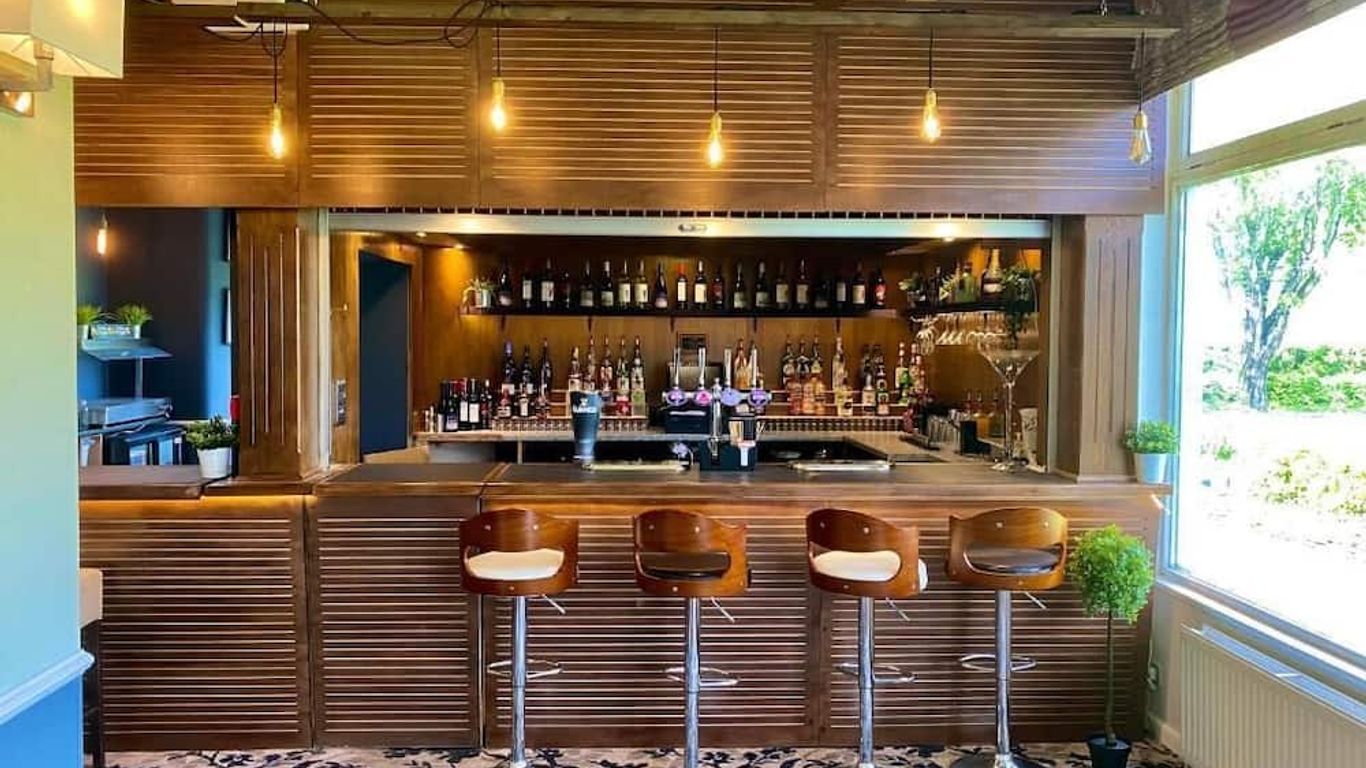 Anchorage Hotel & Spa