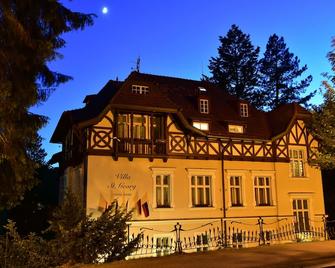 Sant Georg Garni - Mariánské Lázně - Building