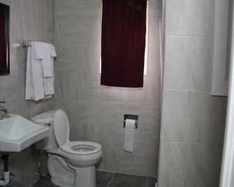 โรงแรมเพลเซนท์ ฮิลล์ - มิดเดิลทาวน์