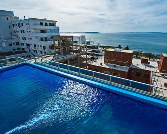 丹吉爾酒店 - 艾斯帖角 - 埃斯特角城 - 游泳池