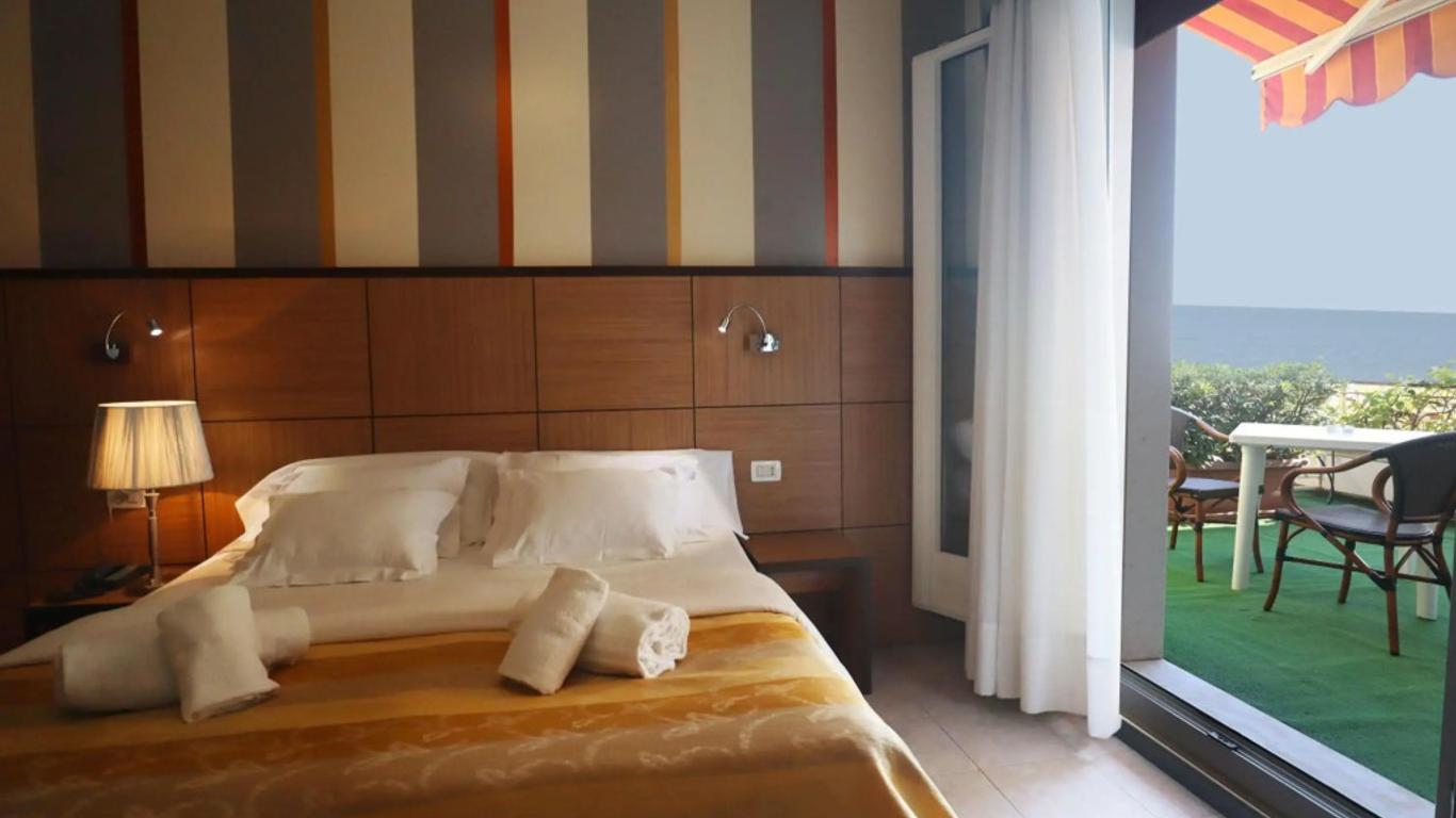 Hotel Righetto Fronte Mare