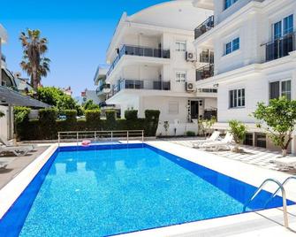 Roma Residence - Emir Gürsu Evleri - Antalya - Pool