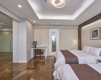 Gwangju Aura Hotel - Gwangju - Schlafzimmer