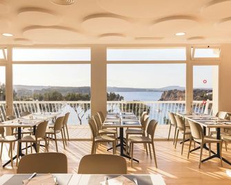 Club Hotel Aguamarina - Es Mercadal - Restaurant