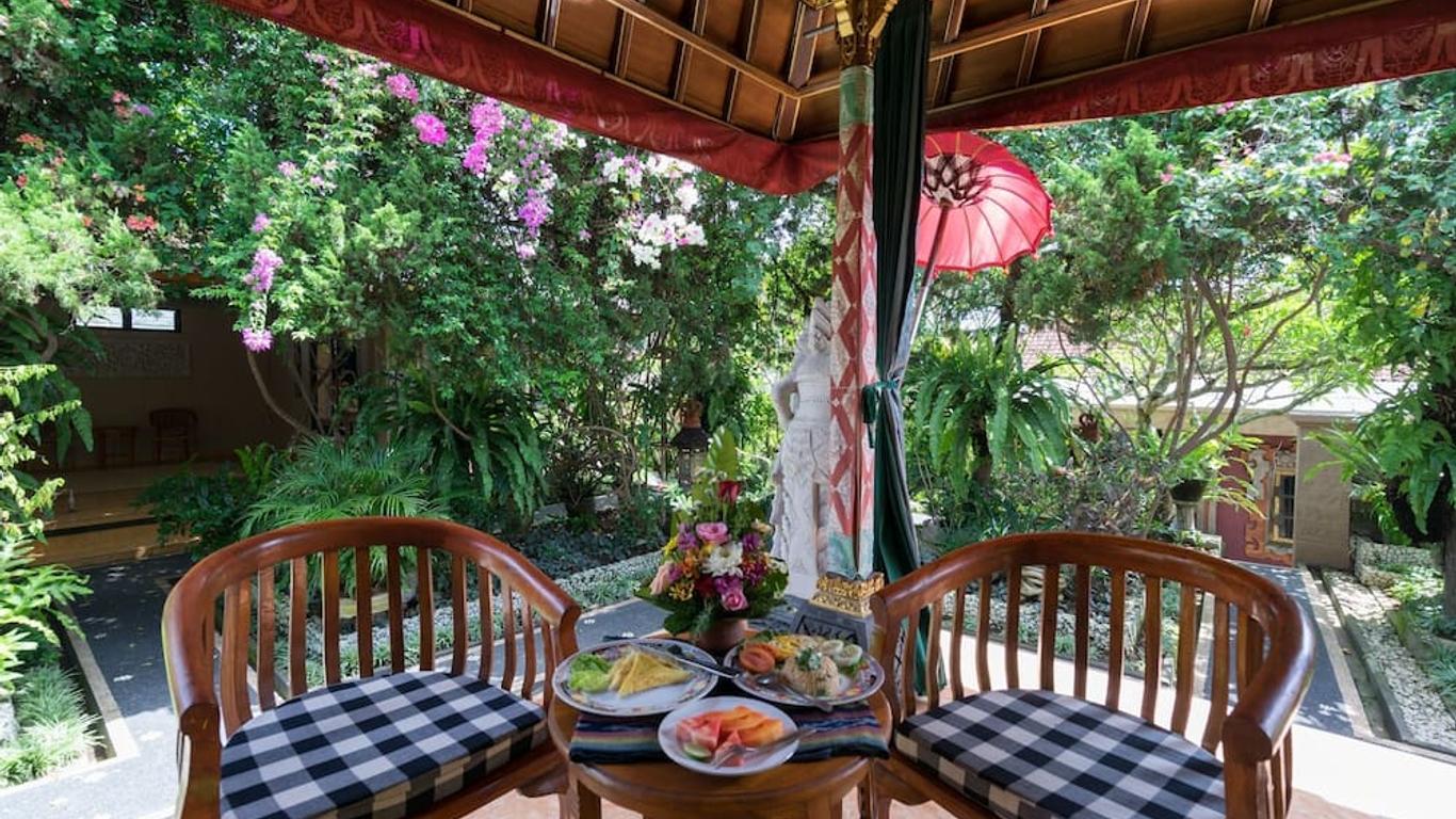 Nuaja Balinese Guest House