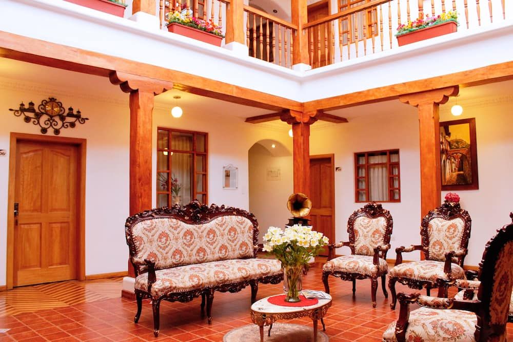 Casa Hotel Las Plazas - Quito - Lobby