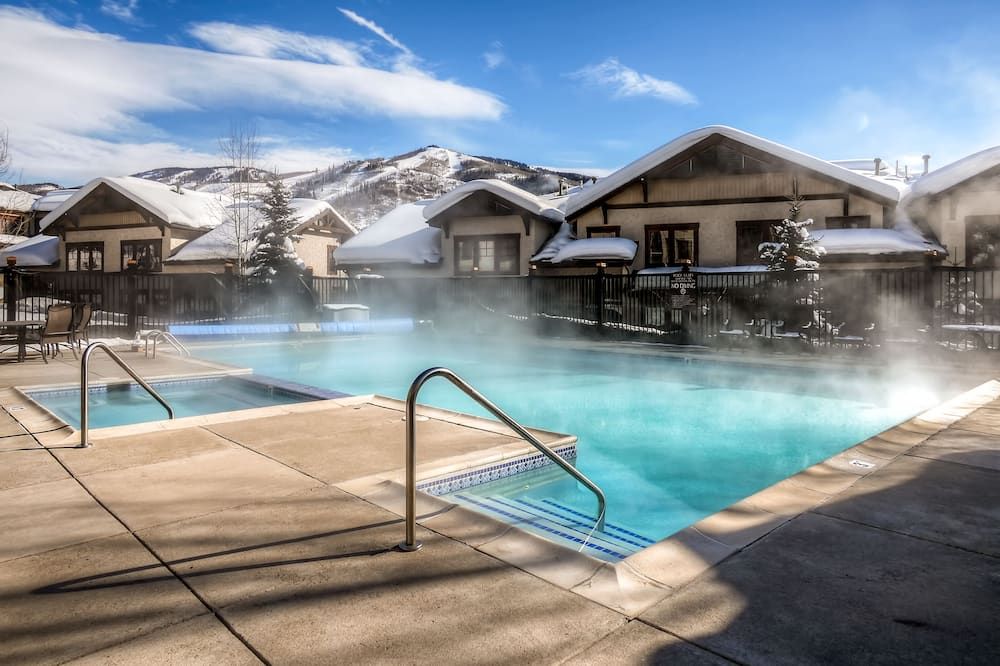 إيجل ريدج مسكن ريفي وتاون هومز