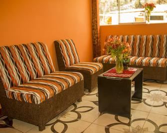 Inka Khawarina Tambo Lodge - Ollantaytambo - Lounge