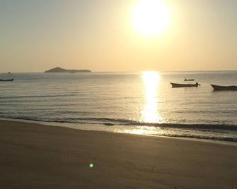 Villa on the Golf and a Walk distance to the beach. Private beach club included. - Río Hato - Beach