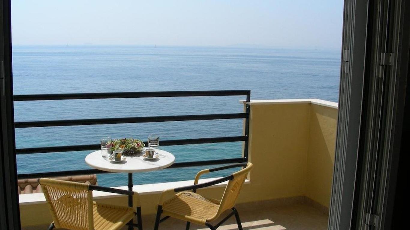 Prestige Sands Resort