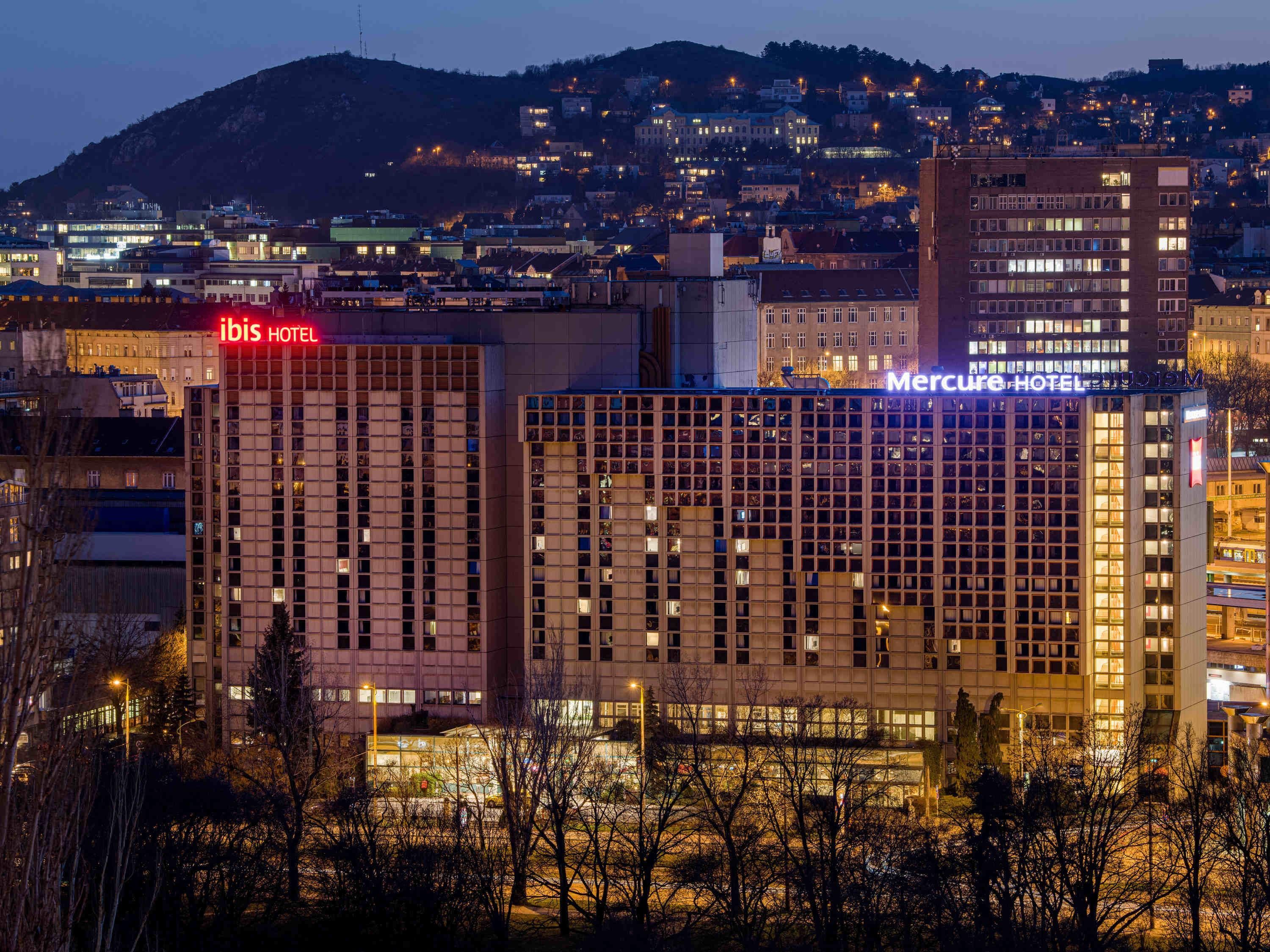 Mercure Budapest Buda - בודפשט - בניין