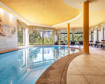 Ferienparadies Sabina Schlern - Campitello di Fassa - Pool