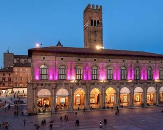 Bologna Center Town - Bologna