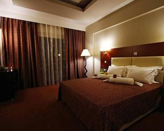 Siris Hotel - Серрес - Спальня