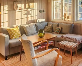 3 Bedroom Awesome Home In Bjorli - Bjorli - Sala de estar