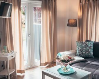 Vacation home \'Karli\' at the diving paradise and Harz gate - Nordhausen - Wohnzimmer