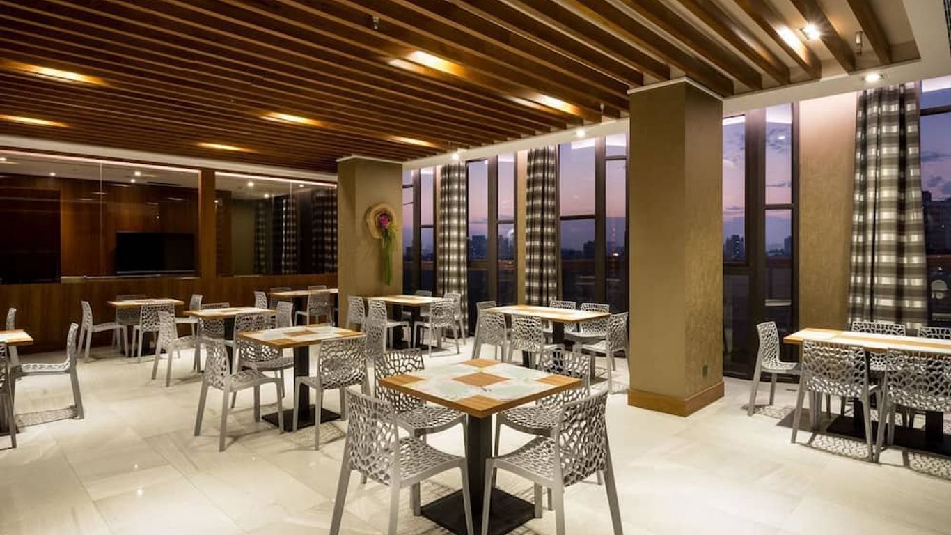 노르웨이안 포레스트 레저 모텔