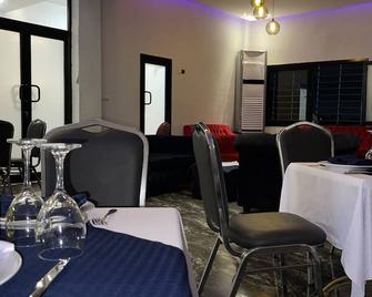 Hotel Vendome Douala - Douala - Restaurant