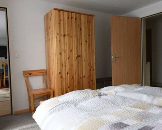 Apartment near Pizol - Landquart - Schlafzimmer