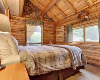 Scenic Montana Cabin Rental about 1 Mi to Yellowstone! - Cooke City