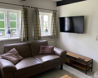 Vacation home Ockholm on the small Gaarde - Holiday home Ockholm - Ockholm - Sala de estar