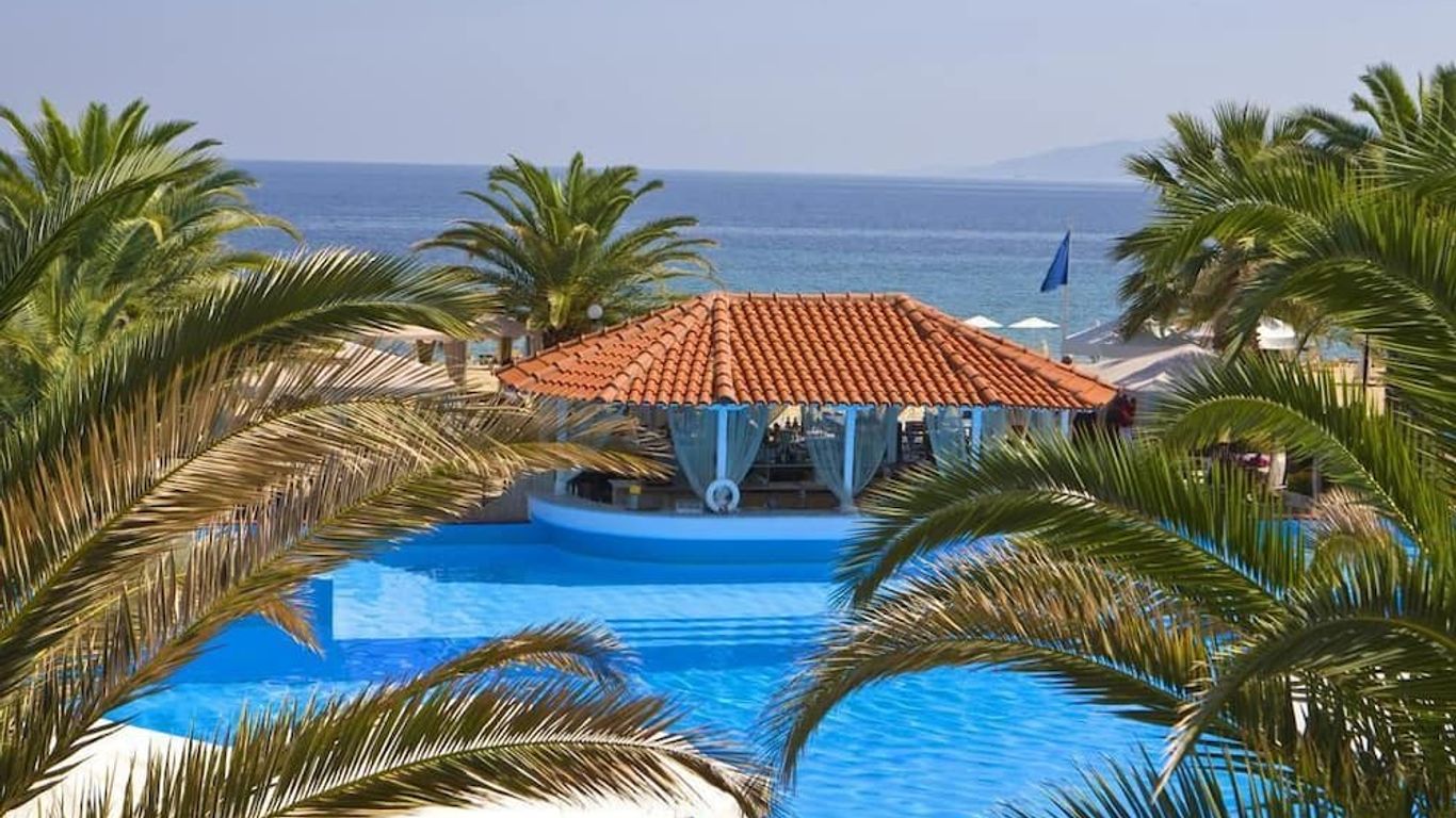 Bomo Assa Maris Beach